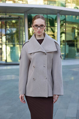 VİTRİN - Apolet Detaylı Kısa Kaşe Kaban