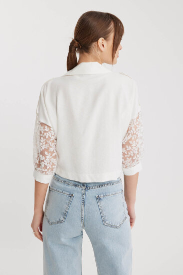 Apolet Detaylı Kolları Tüllü Fermuarlı Ceket - 6