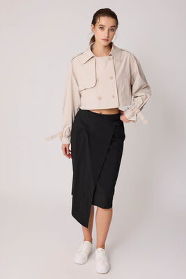 Astarlı Önü Düğmeli Crop Trençkot - Thumbnail (12)