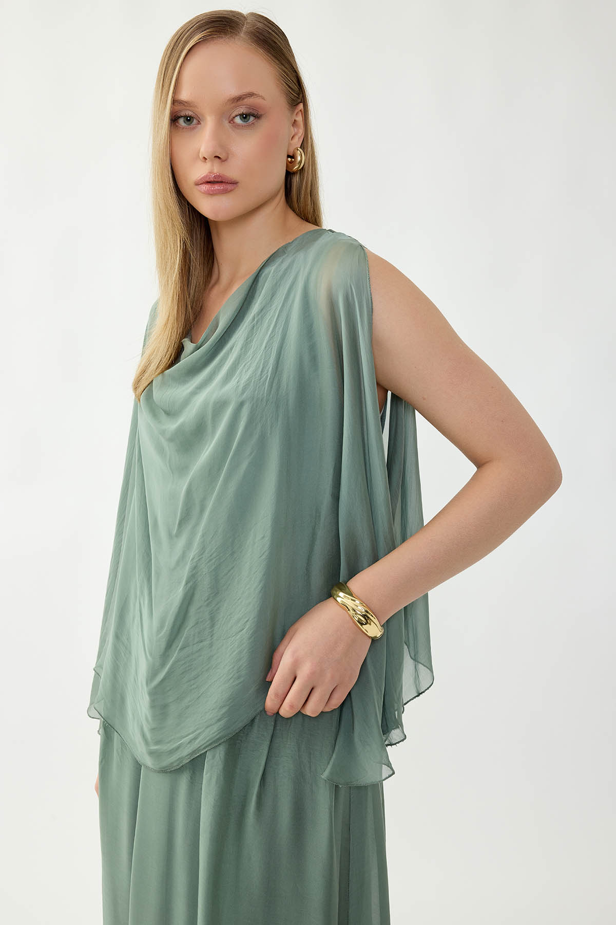 Astarlı Uzun İpek Elbise - Thumbnail