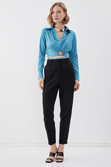 Bel Kısmı Detaylı Crop Saten Bluz - 12