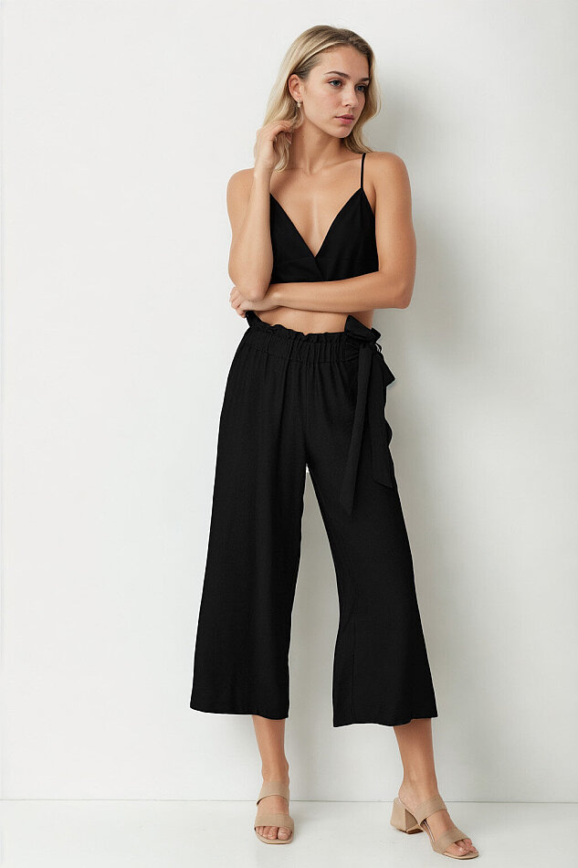 Belde Kuşak Detaylı Geniş Paça Pantolon - 38