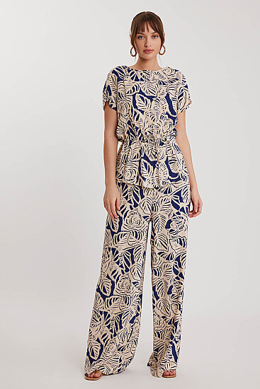 Beli Büzgülü Desenli Kısa Kol Bluz - 2