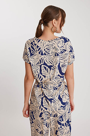 Beli Büzgülü Desenli Kısa Kol Bluz - 5