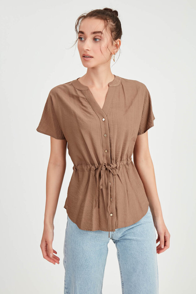 Beli Büzgülü Düğmeli Salaş Bluz - 34