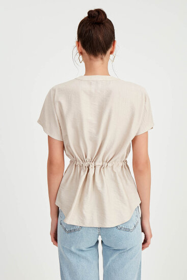 Beli Büzgülü Düğmeli Salaş Bluz - 41