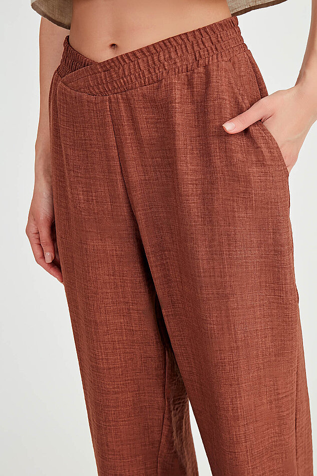 Beli Çapraz Lastik Detaylı Pantolon - 19