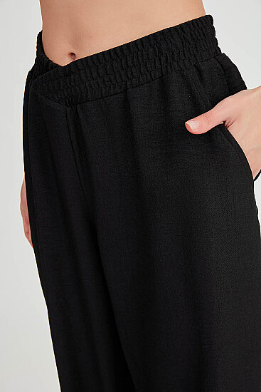 Beli Çapraz Lastik Detaylı Pantolon - 24
