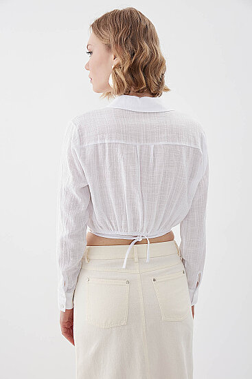 Beli Halka Detaylı V Yaka Lastikli Crop Bluz - 5