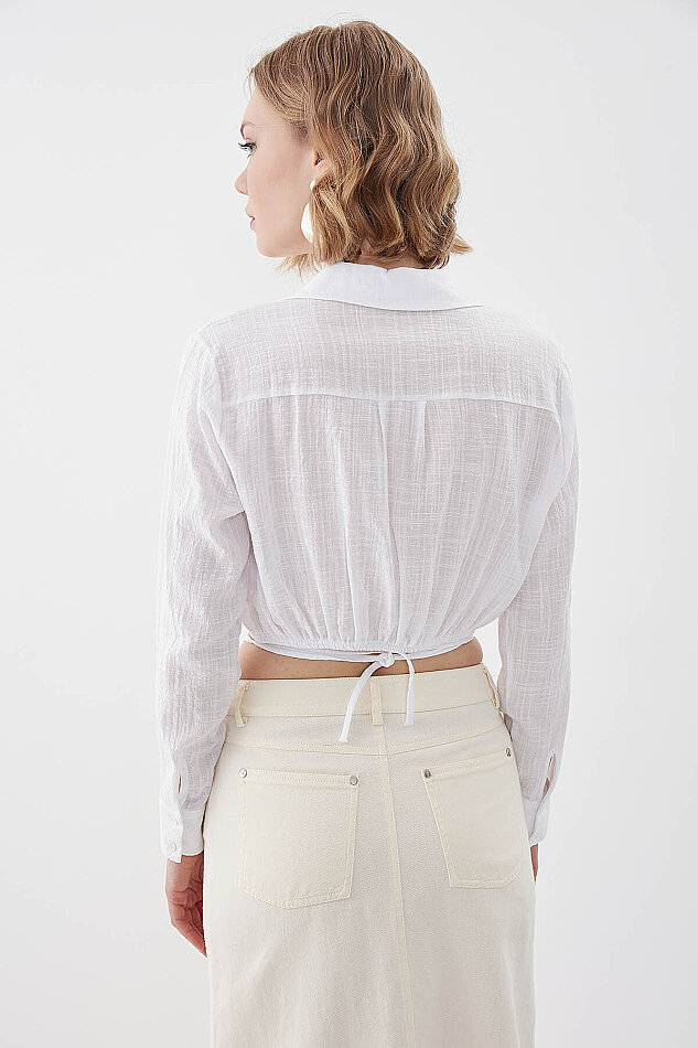 Beli Halka Detaylı V Yaka Lastikli Crop Bluz - 5