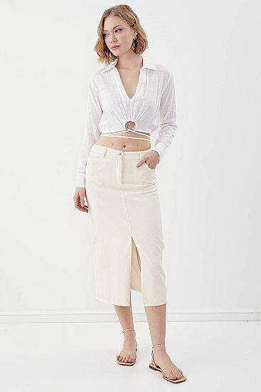 Beli Halka Detaylı V Yaka Lastikli Crop Bluz - 1