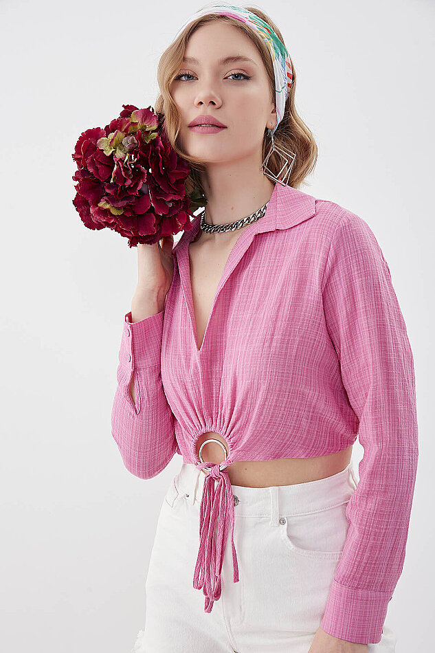 Beli Halka Detaylı V Yaka Lastikli Crop Bluz - 6