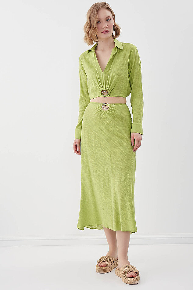 Beli Halka Detaylı V Yaka Lastikli Crop Bluz - 31