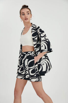 Beli Lastikli Desenli Cepli Şort - Thumbnail (2)