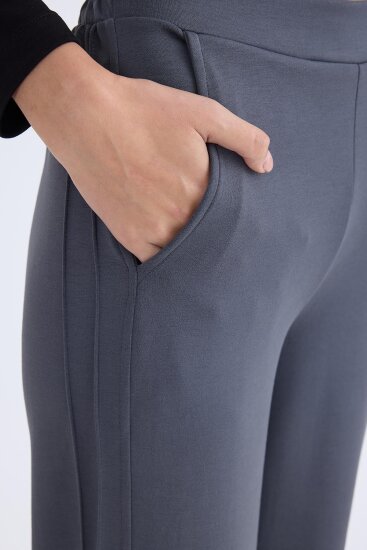 Beli Lastikli Geniş Paça Eşofman Pantolon - 2