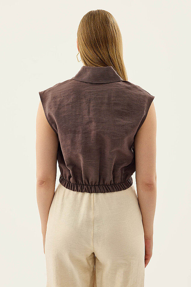 Beli Lastikli Önü Düğmeli Sıfır Kol Bluz - 22