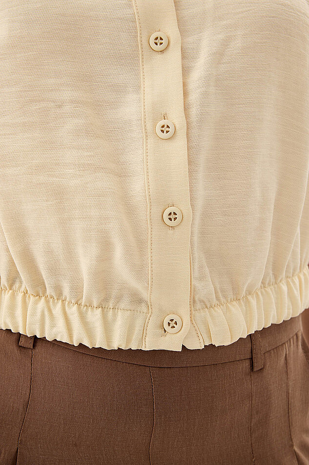 Beli Lastikli Önü Düğmeli Sıfır Kol Bluz - 26