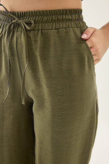 Beli Lastikli Paçası Detaylı Pantolon - 4