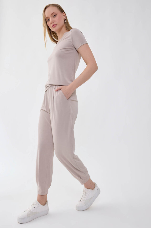 Beli Lastikli Paçası Pileli Havuç Rahat Pantolon - 3