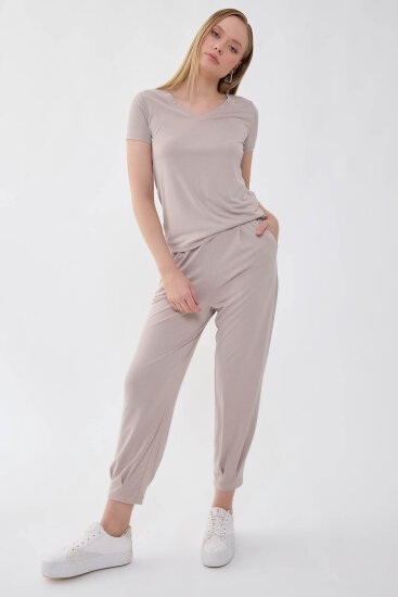 Beli Lastikli Paçası Pileli Havuç Rahat Pantolon - 4