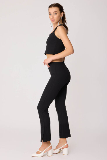 Beli Lastikli Paçası Yırtmaçlı Pantolon - 13