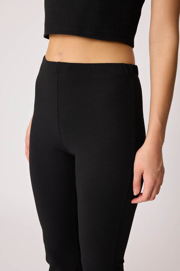 Beli Lastikli Paçası Yırtmaçlı Pantolon - 16