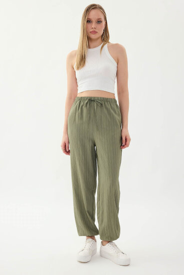 Beli ve Paçası Lastikli Çizgi Desen Şalvar Pantolon - 1