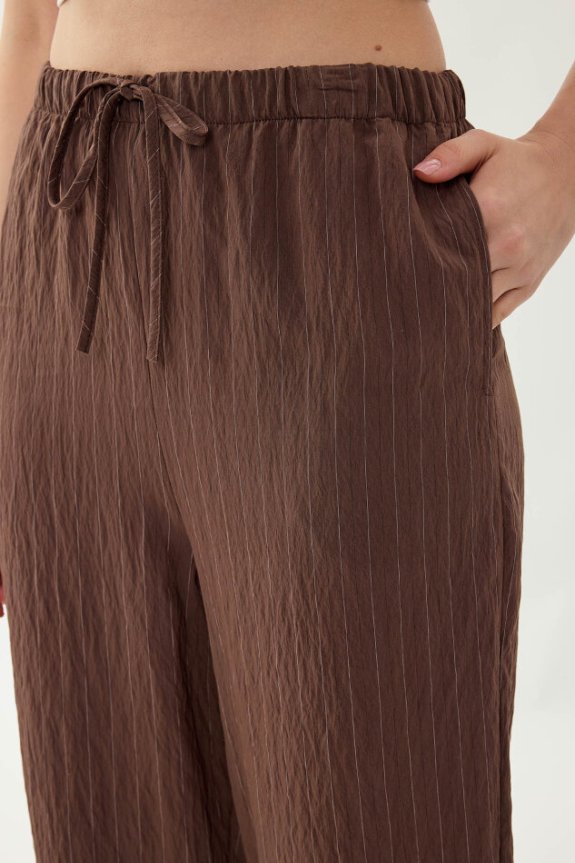 Beli ve Paçası Lastikli Çizgi Desen Şalvar Pantolon - 17