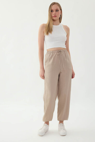 Beli ve Paçası Lastikli Çizgi Desen Şalvar Pantolon - 25