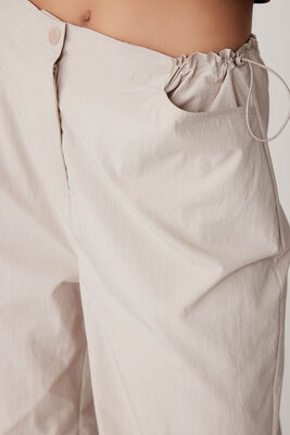 Beli Ve Paçası Lastikli Paraşüt Kumaş Cepli Pantolon - Thumbnail (15)