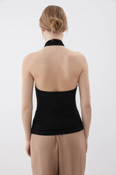 Boyundan Bağlamalı Tokalı Bluz - 5