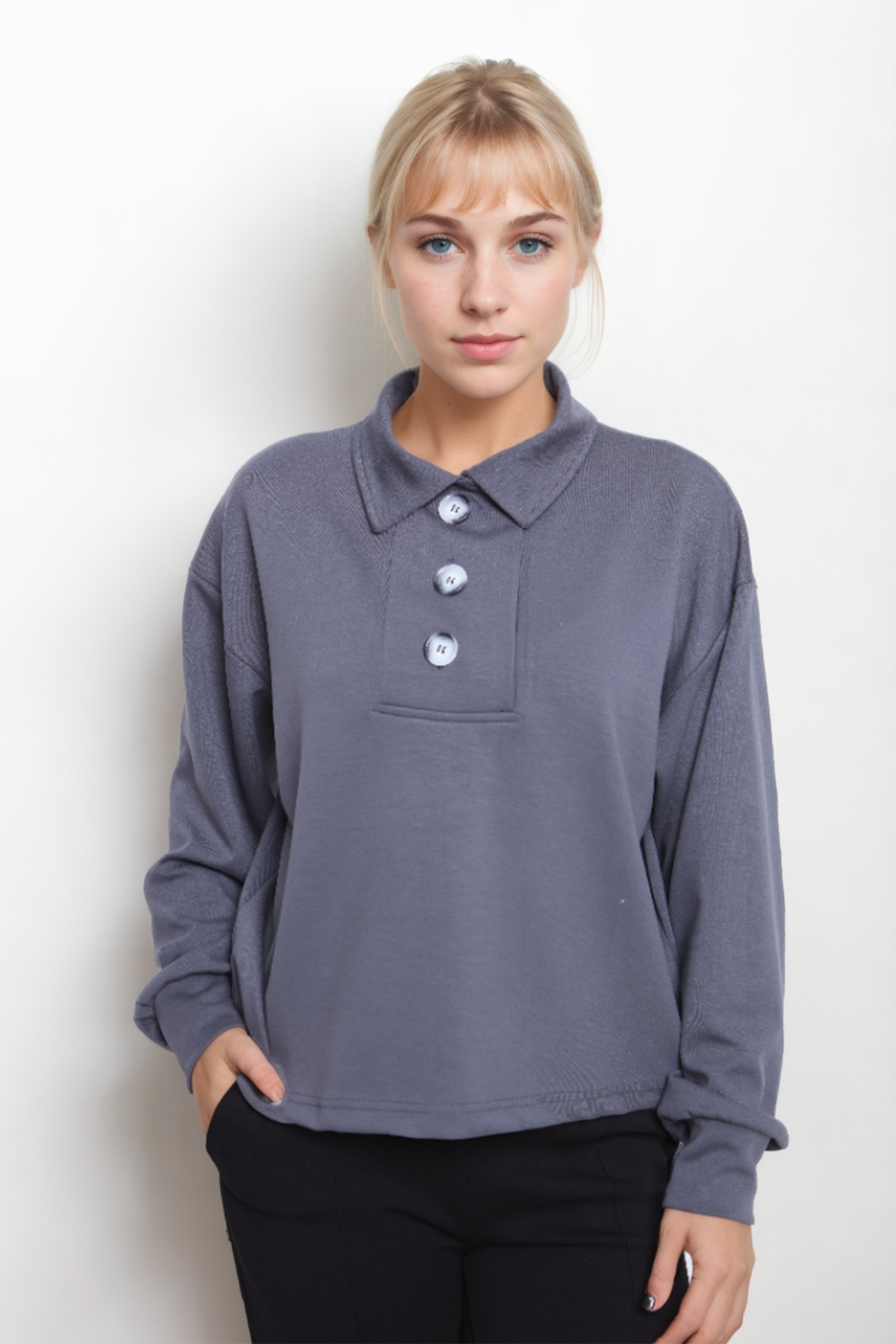 Büyük Düğmeli Uzun Kol Bluz - Thumbnail