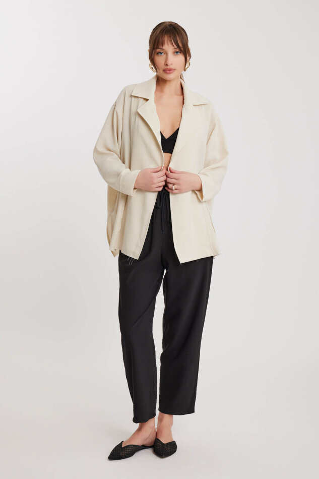 Büyük Yakalı Cepli Salaş Ceket - 12