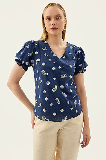 Çiçek Desenli V Yaka Balon Kol Bluz