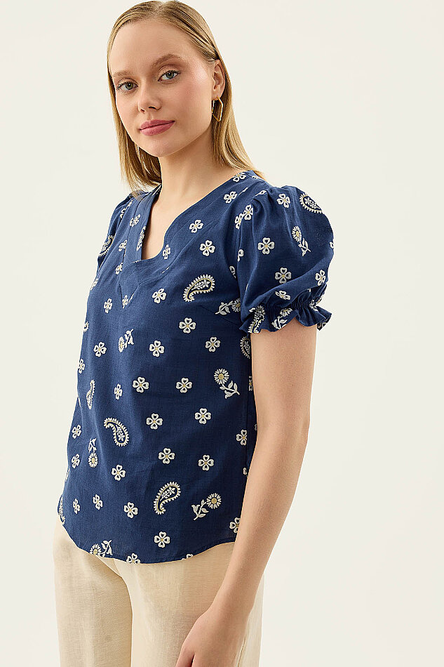 Çiçek Desenli V Yaka Balon Kol Bluz - 2