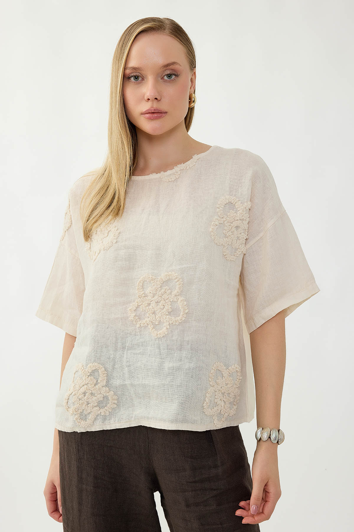 %100 Keten Çiçek Motifli Kısa Kol Bluz - Thumbnail