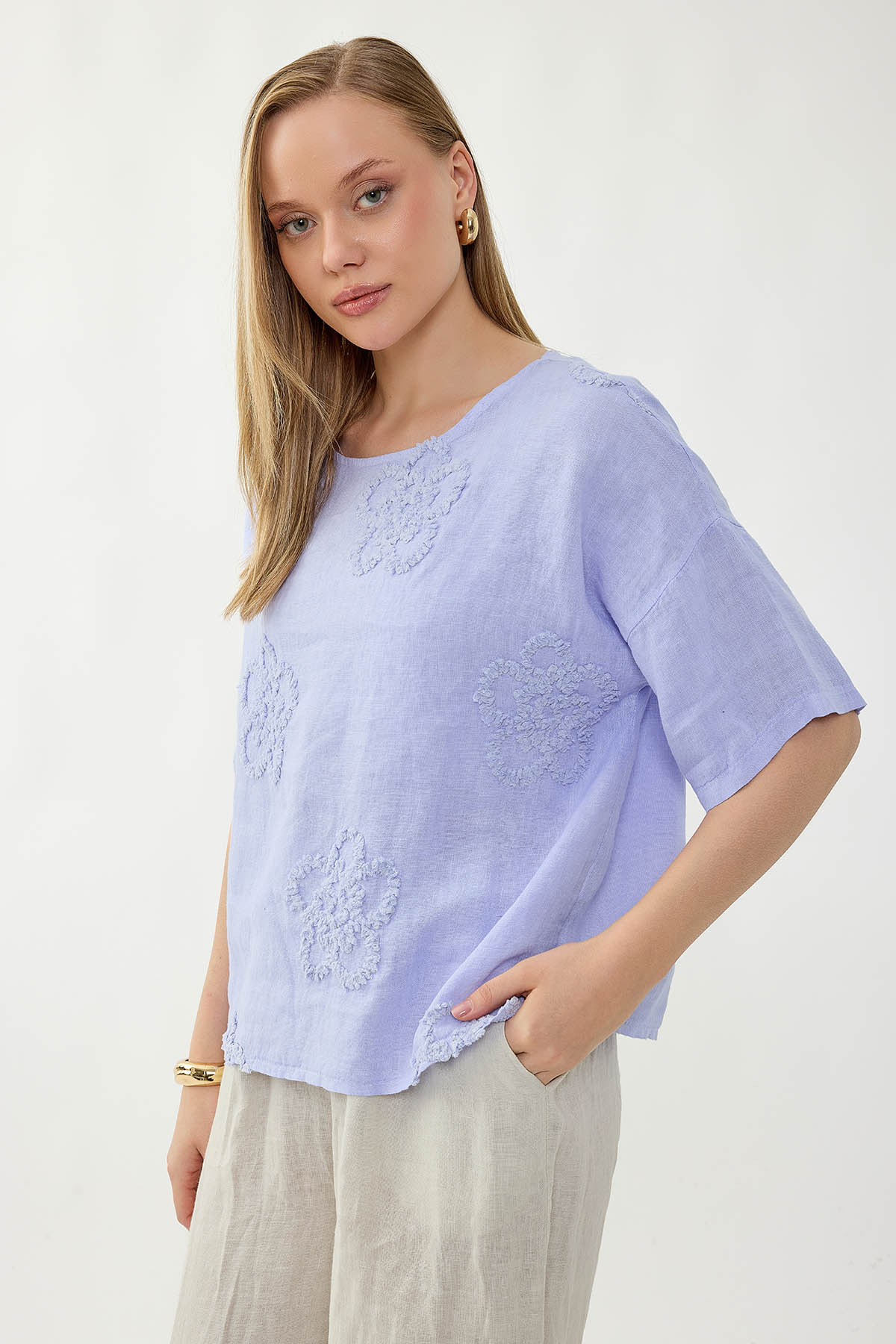 %100 Keten Çiçek Motifli Kısa Kol Bluz - Thumbnail