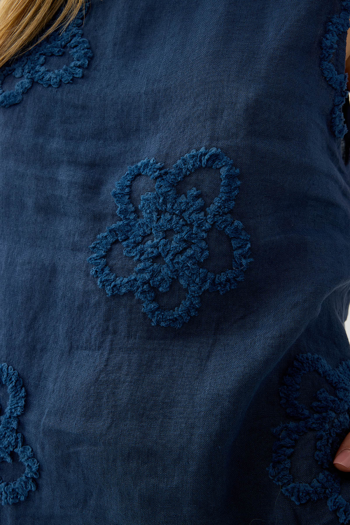 %100 Keten Çiçek Motifli Sıfır Kol Bluz - Thumbnail