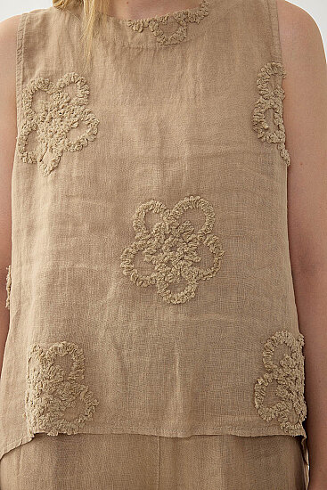 %100 Keten Çiçek Motifli Sıfır Kol Bluz - 42