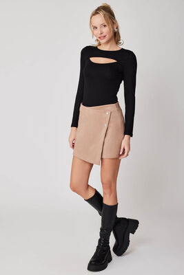 Çıtçıt Detaylı Suni Süet Şort Etek - Thumbnail (2)