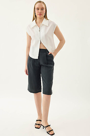 Çizgi Desen Bermuda Şort