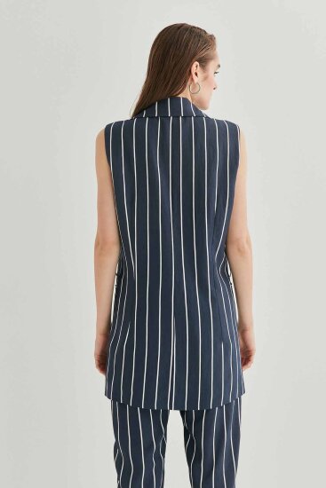 Çizgi Desenli Belden Kemerli Yelek - 5