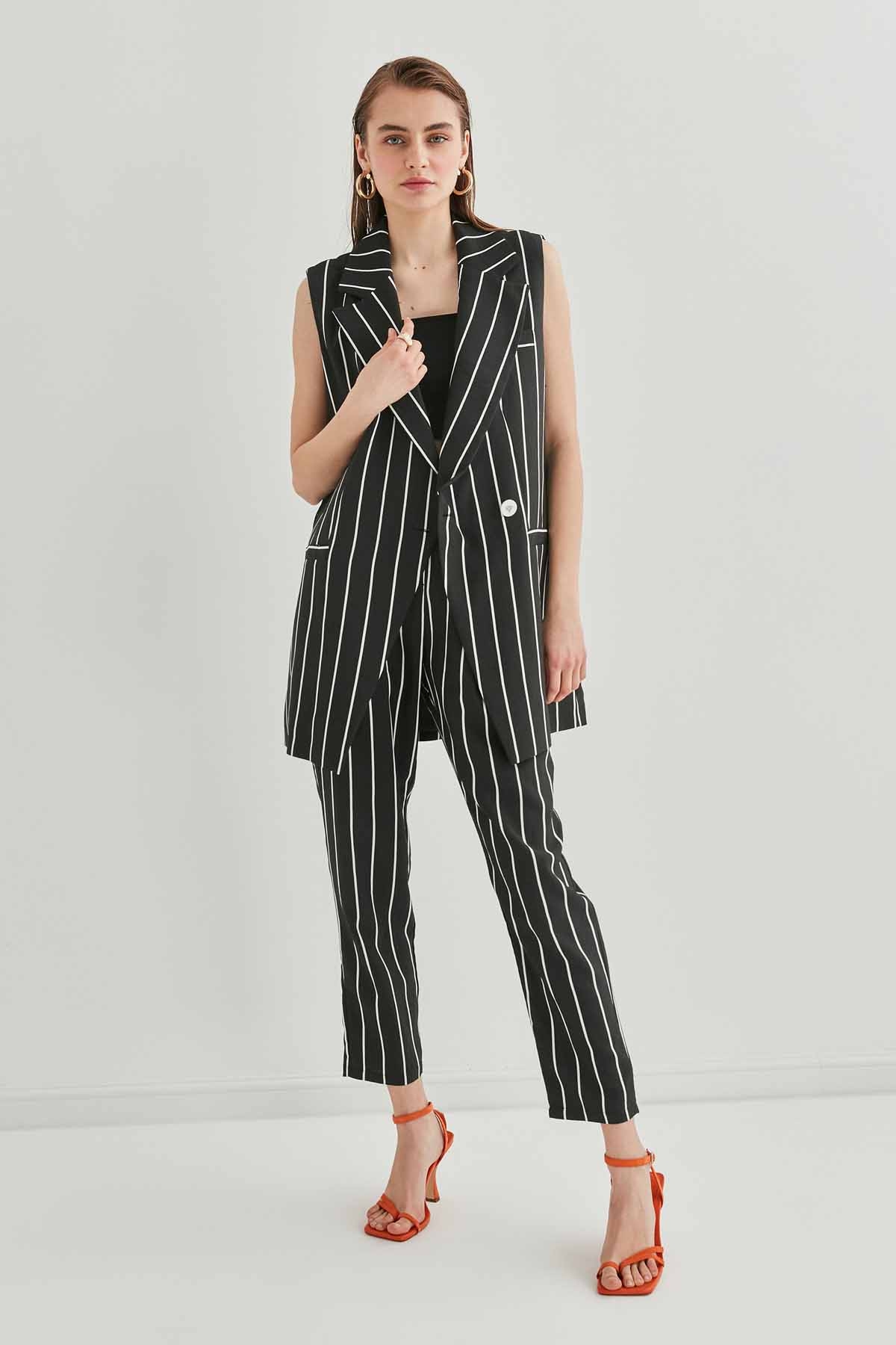 Çizgi Desenli Belden Kemerli Yelek - Thumbnail