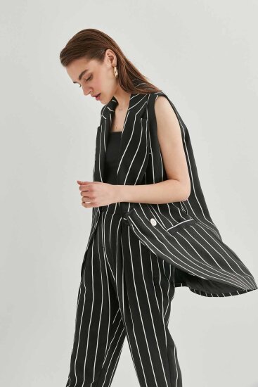 Çizgi Desenli Belden Kemerli Yelek - 7