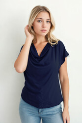 Degaje Yaka Dökümlü Bluz - 15