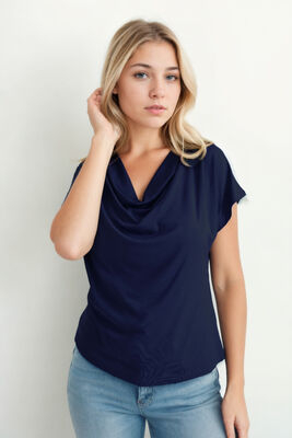 Degaje Yaka Dökümlü Bluz - 15