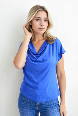 Degaje Yaka Dökümlü Bluz - 4