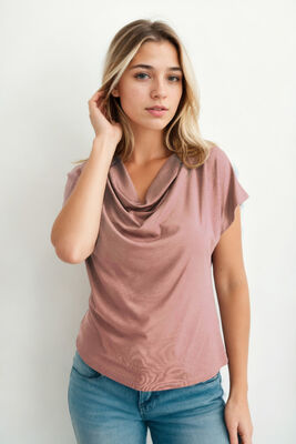 Degaje Yaka Dökümlü Bluz - 21