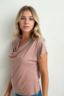 Degaje Yaka Dökümlü Bluz - 23