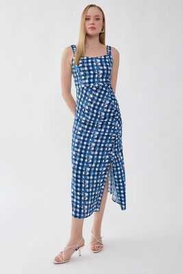 Desenli Önü Büzgülü Elbise